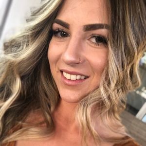 Meet your Posher, Kirsten! 🤗❤️💁‍♀️